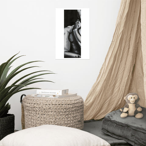 Basic Print-Statuesque Series- Grayscale M/Front Chest