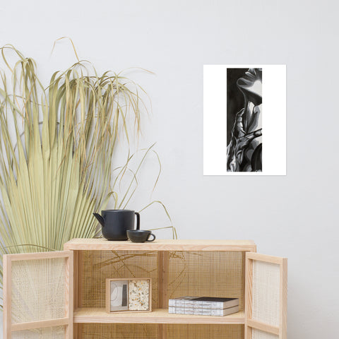 Basic Print-Statuesque Series- Grayscale M/Neck & Hand