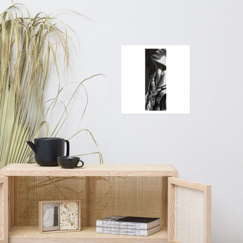 Basic Print-Statuesque Series- Grayscale M/Neck & Hand